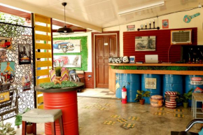  Food District Hostel Cebu Central  Себу
